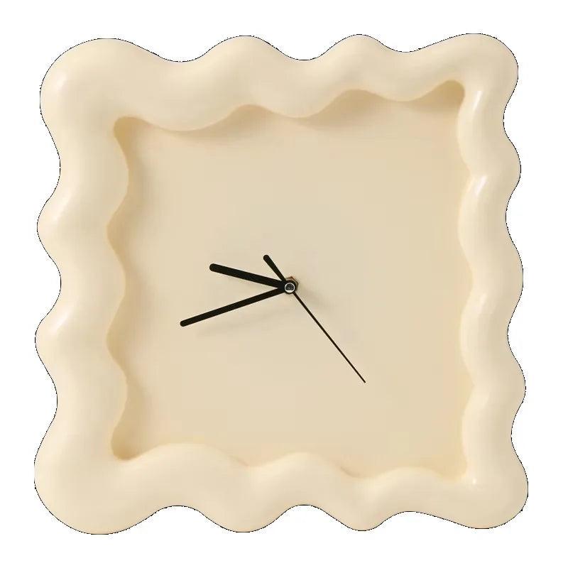 Cream Biscuit Clock _ cocobear