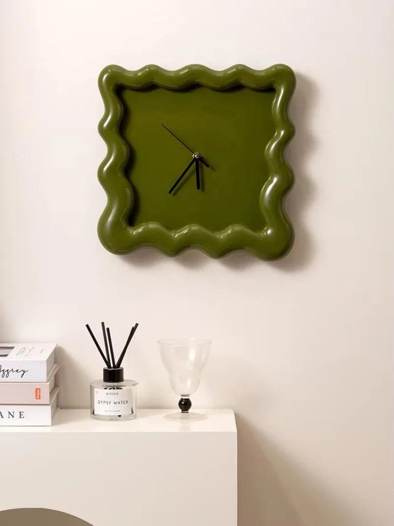 Cream Biscuit Clock _  cocobear