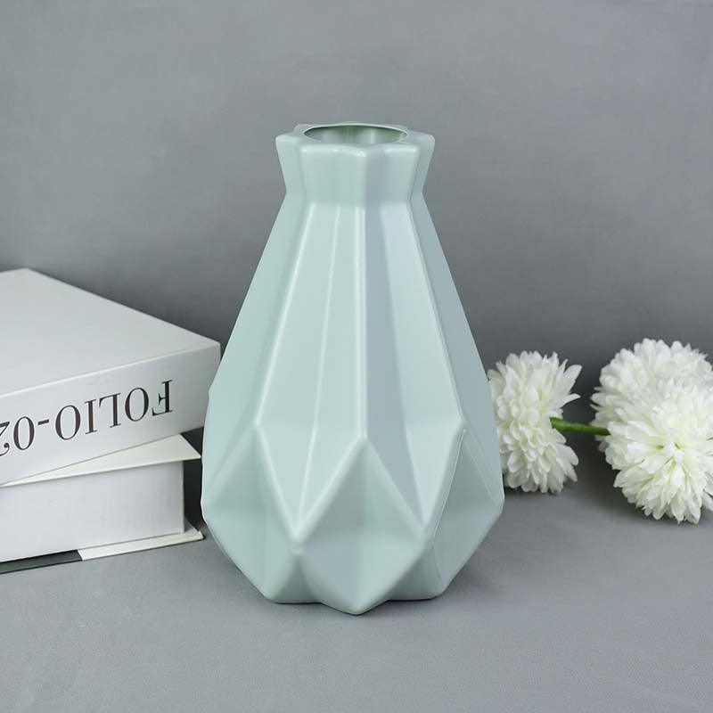 Contemporary Flower Vase - cocobear