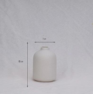 Minimalist Ceramic Vase - cocobear