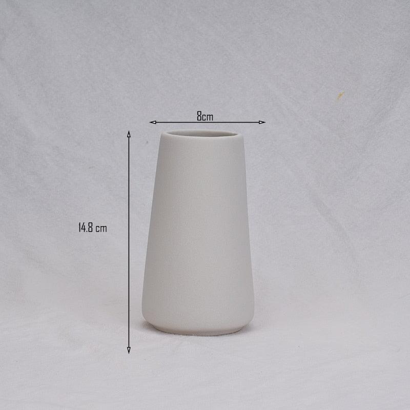 Minimalist Ceramic Vase - cocobear